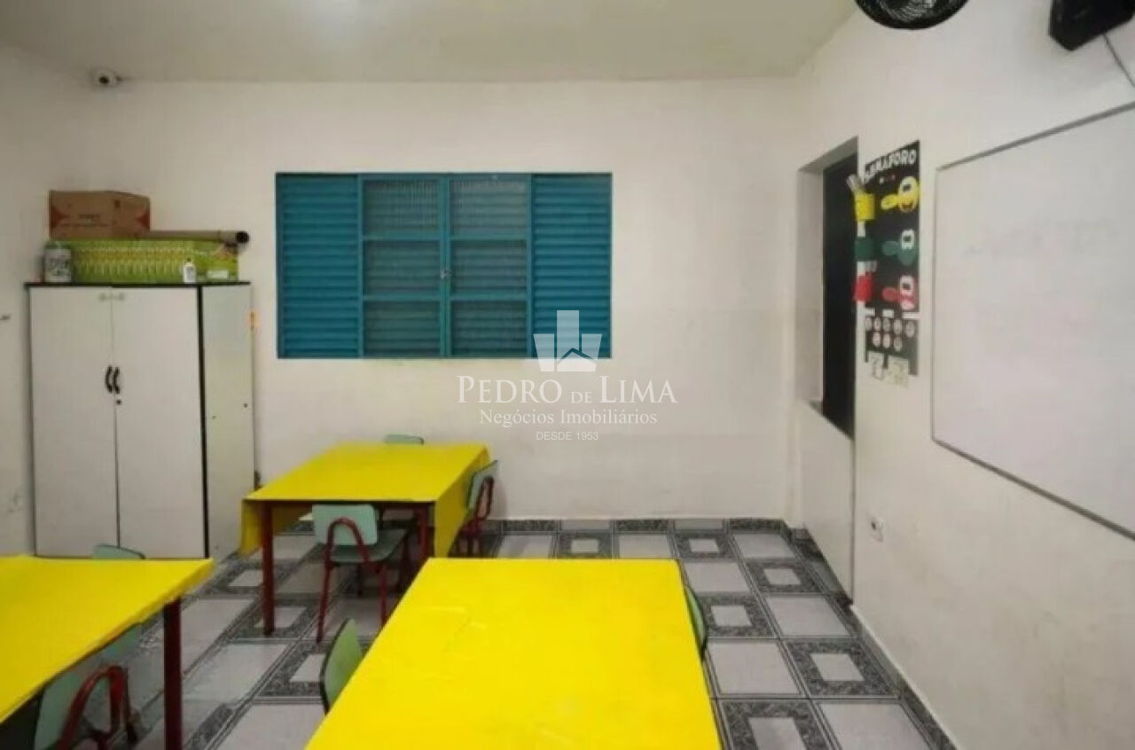 Casa Térrea Comercial, 5 salas, 5 vagas