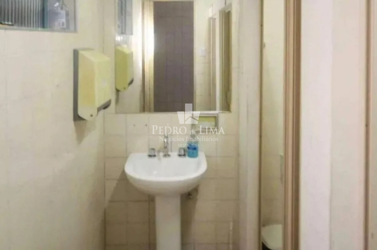 Casa Térrea Comercial, 5 salas, 5 vagas