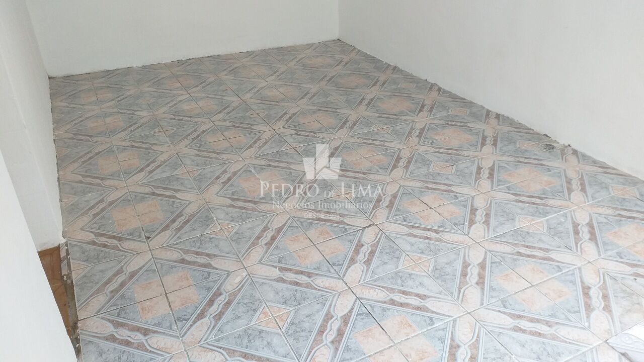 Casa Térrea, 1 Quarto, Sala, Cozinha, WC, de fundos, no Tatuapé