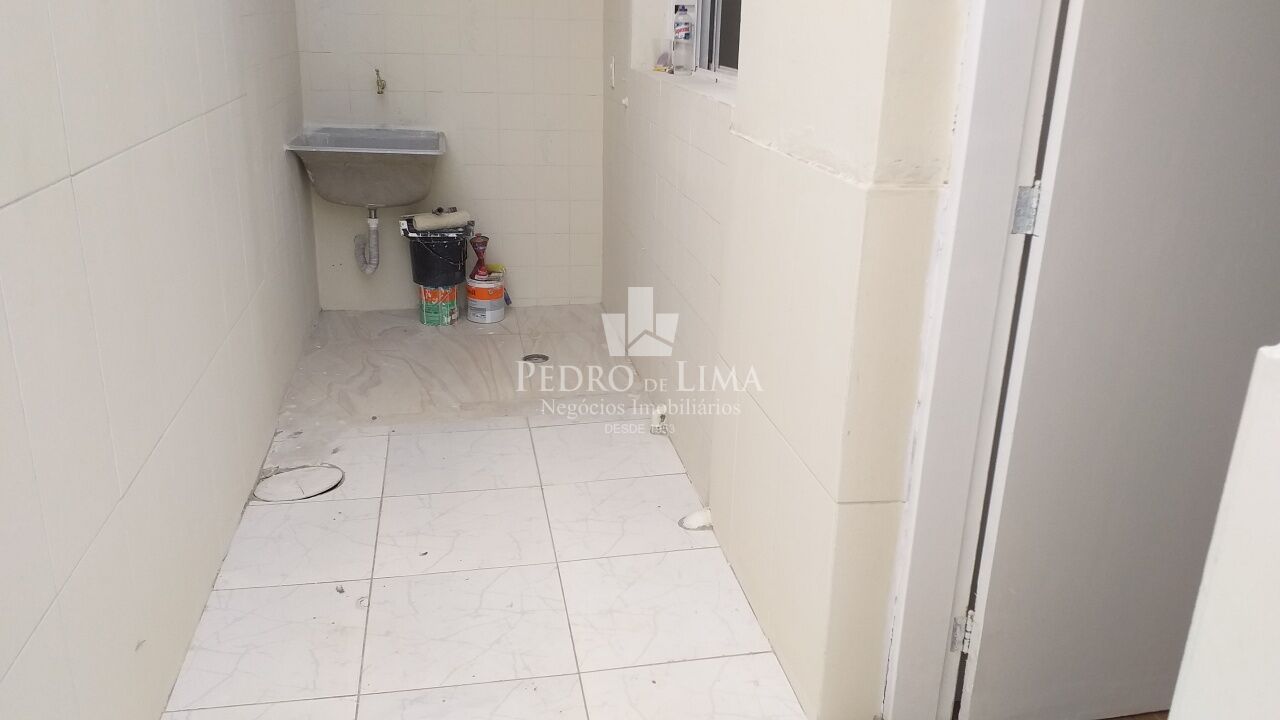 Casa Térrea, 1 Quarto, Sala, Cozinha, WC, de fundos, no Tatuapé