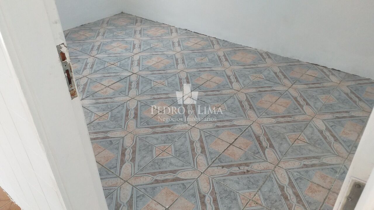 Casa Térrea, 1 Quarto, Sala, Cozinha, WC, de fundos, no Tatuapé