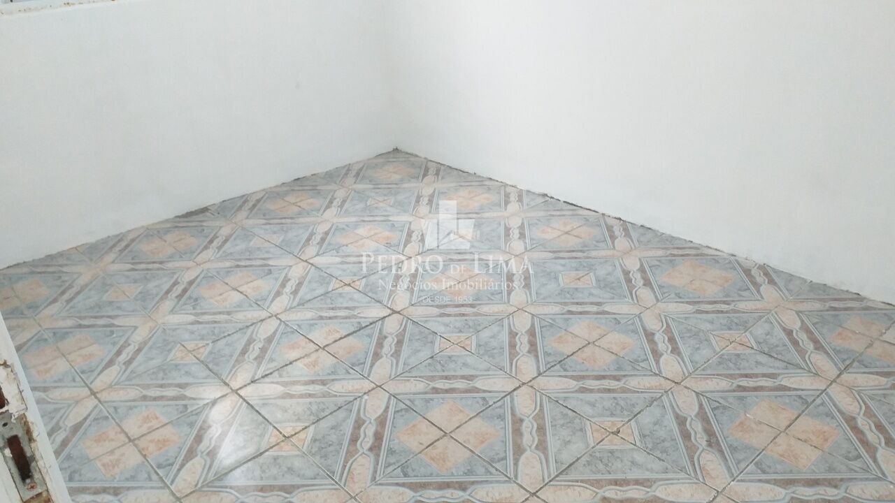 Casa Térrea, 1 Quarto, Sala, Cozinha, WC, de fundos, no Tatuapé