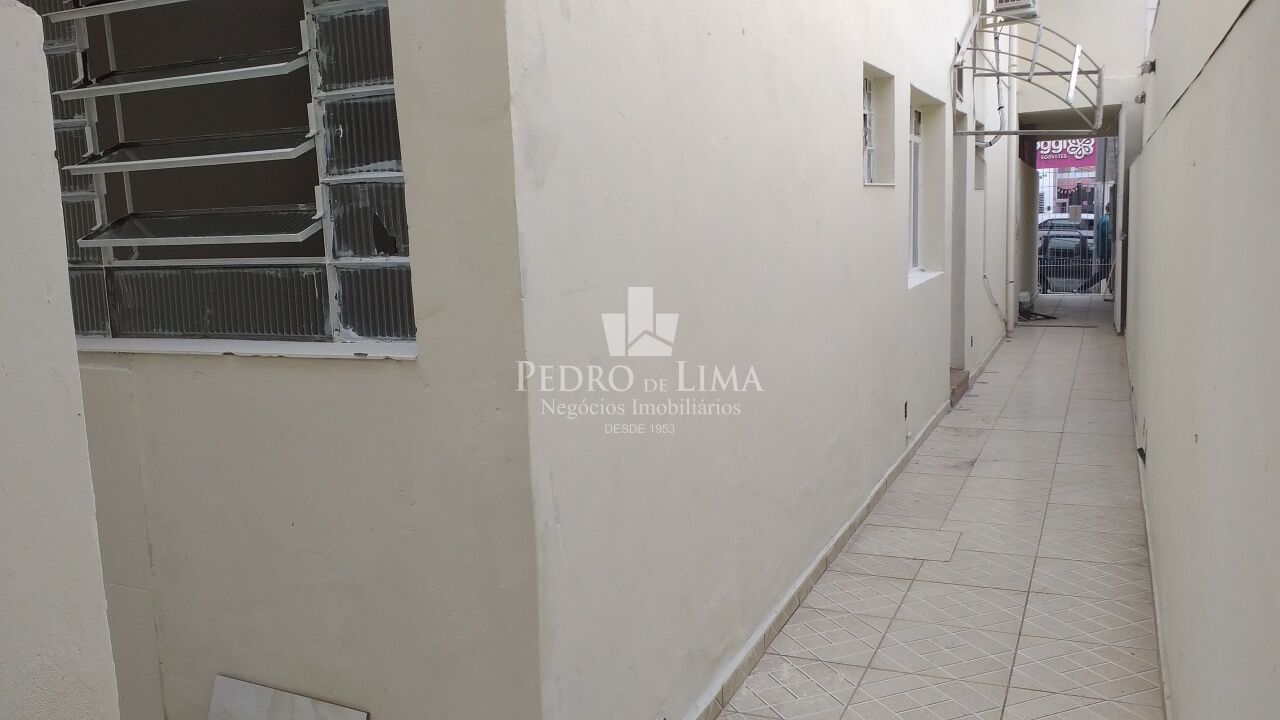 Casa Térrea, 1 Quarto, Sala, Cozinha, WC, de fundos, no Tatuapé