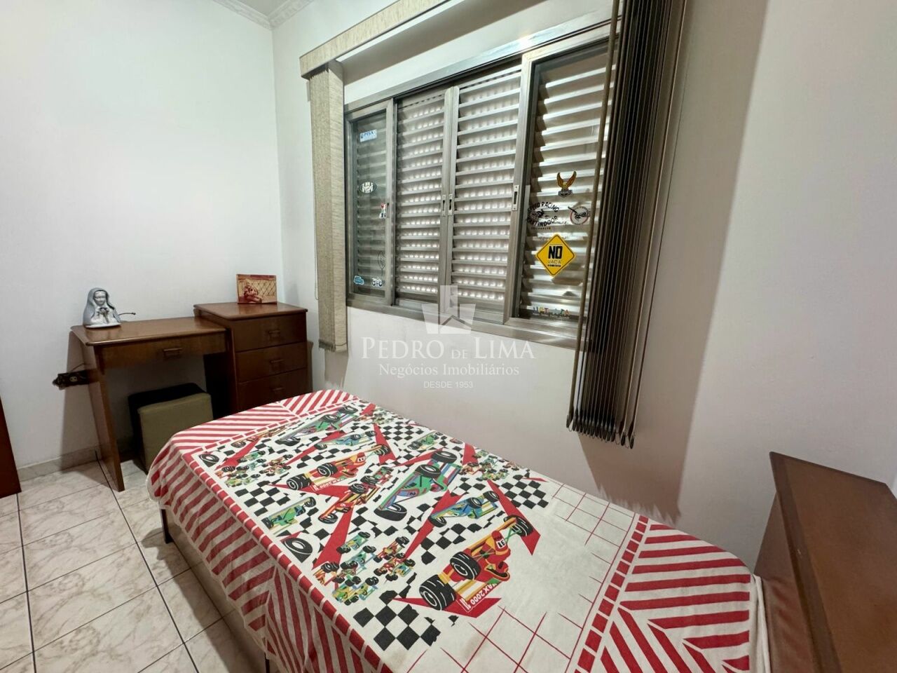 Sobrado bem localizado no Jardim Aricanduva, 125m² 3 quartos, 3 banheiros e 2 vagas cobertas.