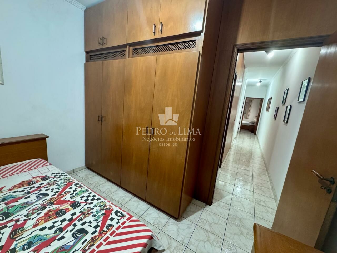 Sobrado bem localizado no Jardim Aricanduva, 125m² 3 quartos, 3 banheiros e 2 vagas cobertas.