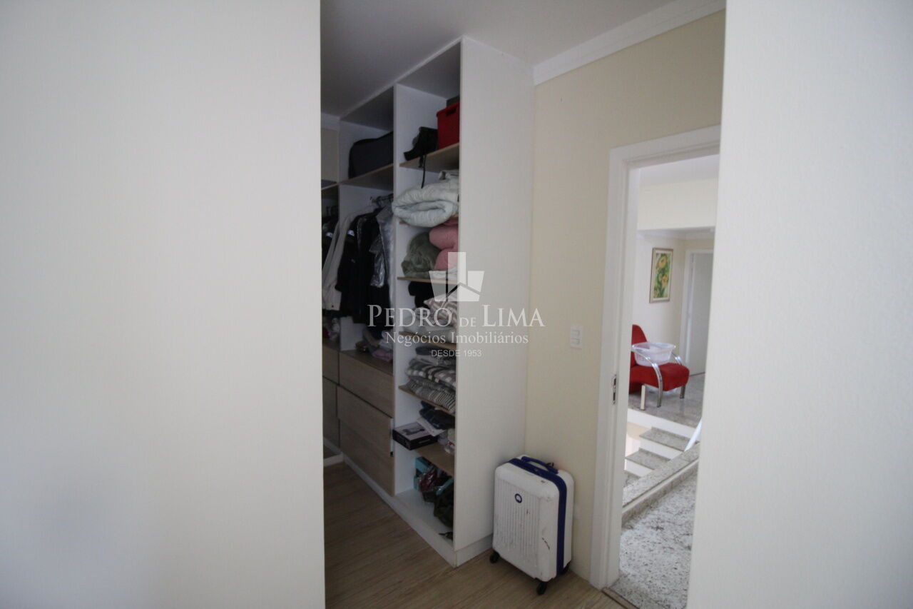 Sobrado 5 quartos (4 suítes), 8 vagas 500 m² Mobiliado - Mooca