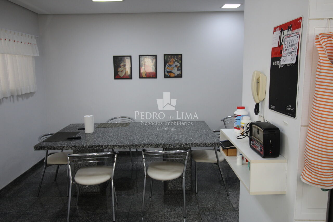 Sobrado 5 quartos (4 suítes), 8 vagas 500 m² Mobiliado - Mooca