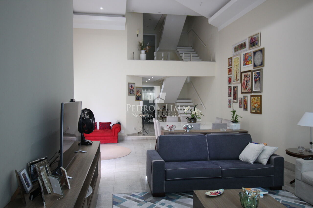 Sobrado 5 quartos (4 suítes), 8 vagas 500 m² Mobiliado - Mooca