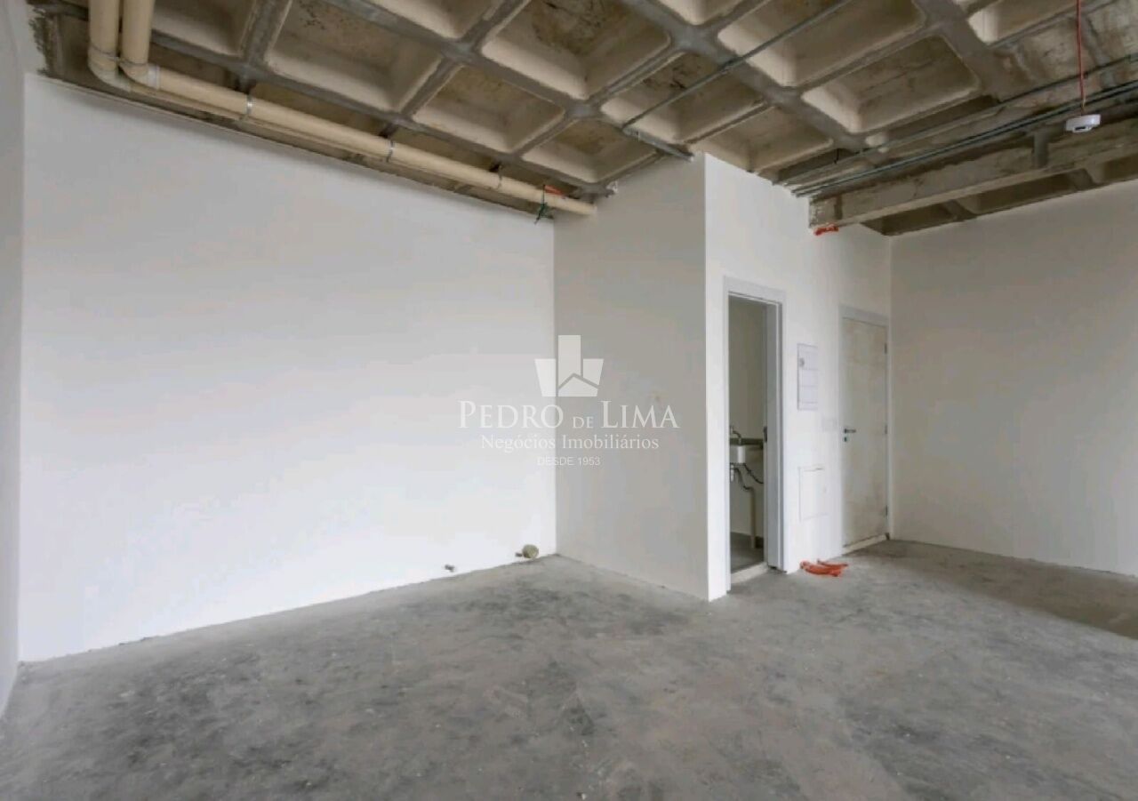 Sala Comercial Nova, 89m², 1 banheiro, terraço, junto ao Metrô Belém.