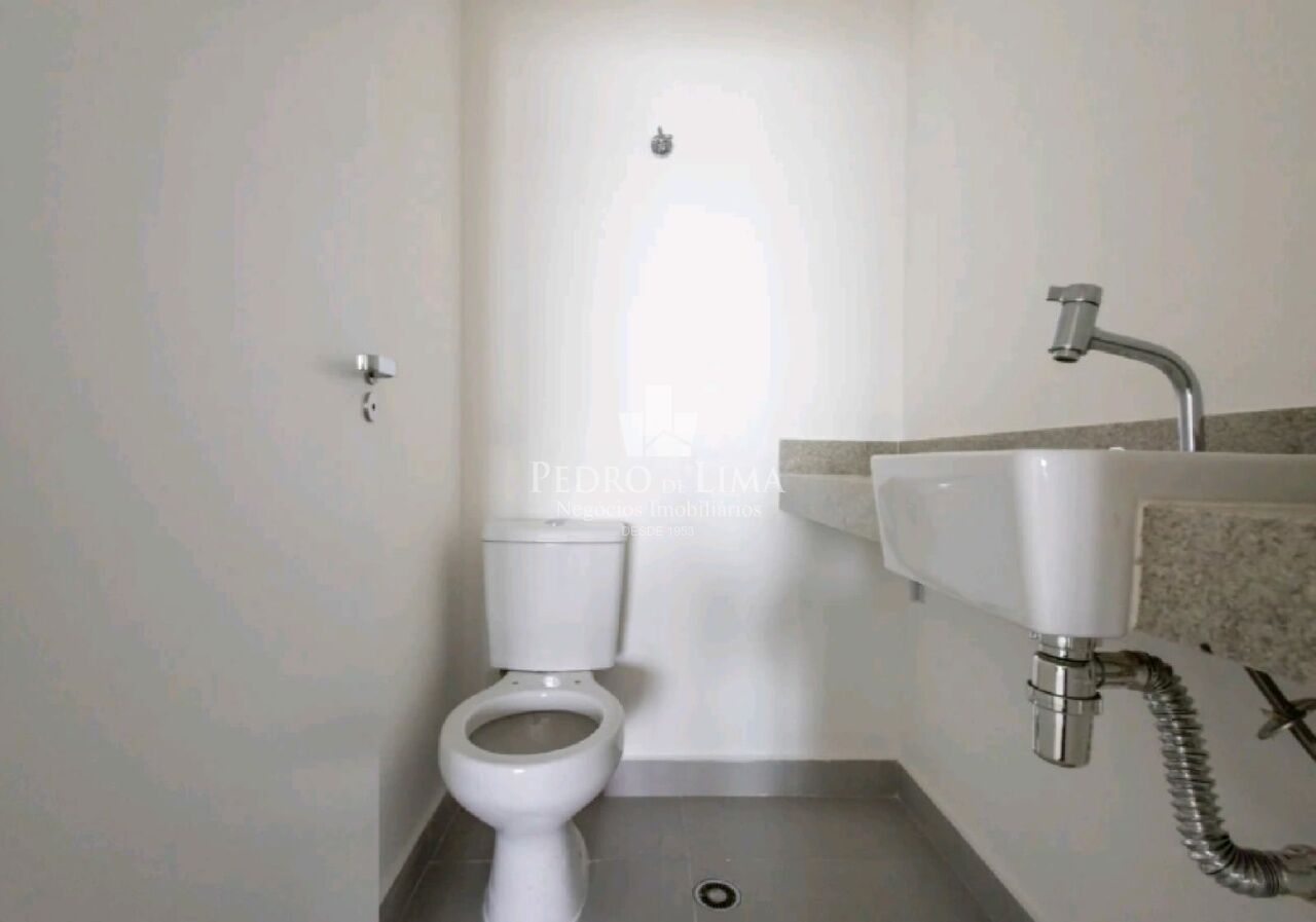 Sala Comercial Nova, 89m², 1 banheiro, terraço, junto ao Metrô Belém.