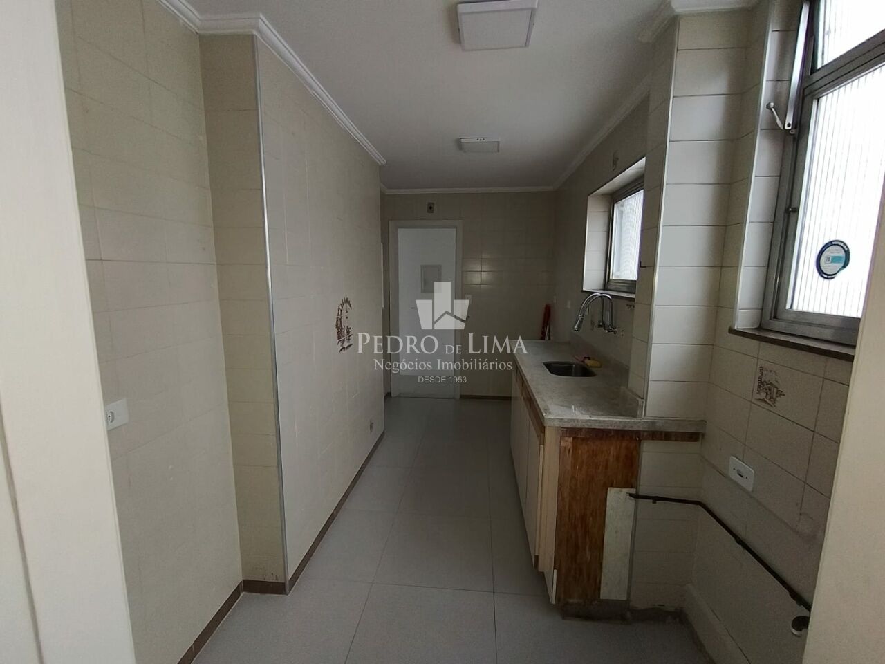 Apartamento 2 Dormitórios no Tatuapé, a 750 metros do Metrô Carrão. Condomínio Sparta