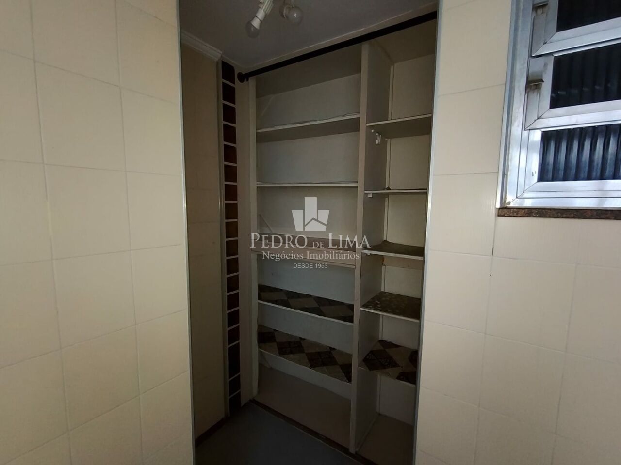 Apartamento 2 Dormitórios no Tatuapé, a 750 metros do Metrô Carrão. Condomínio Sparta
