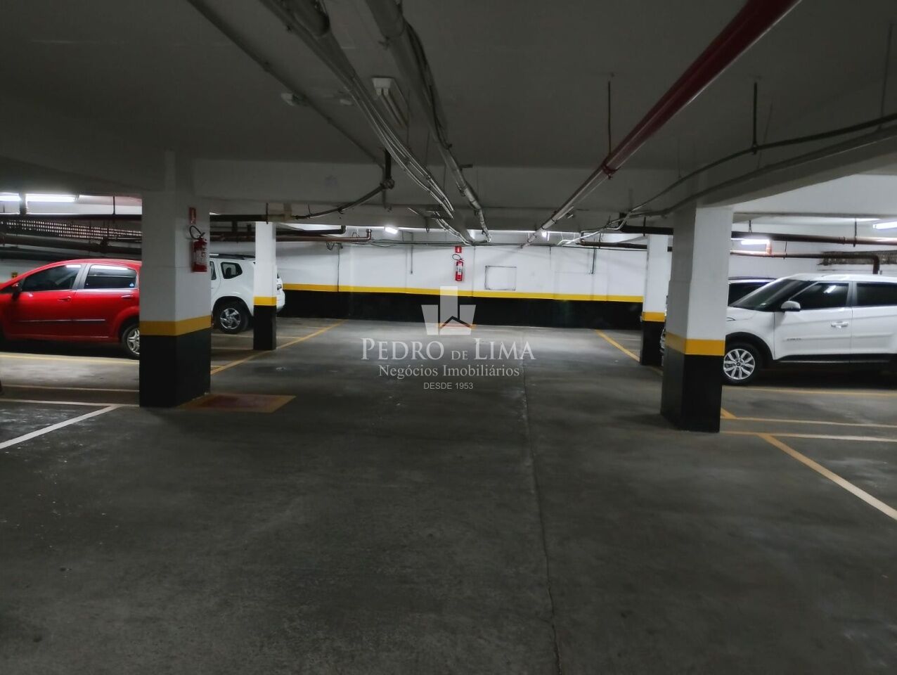 Apartamento 2 Dormitórios no Tatuapé, a 750 metros do Metrô Carrão. Condomínio Sparta