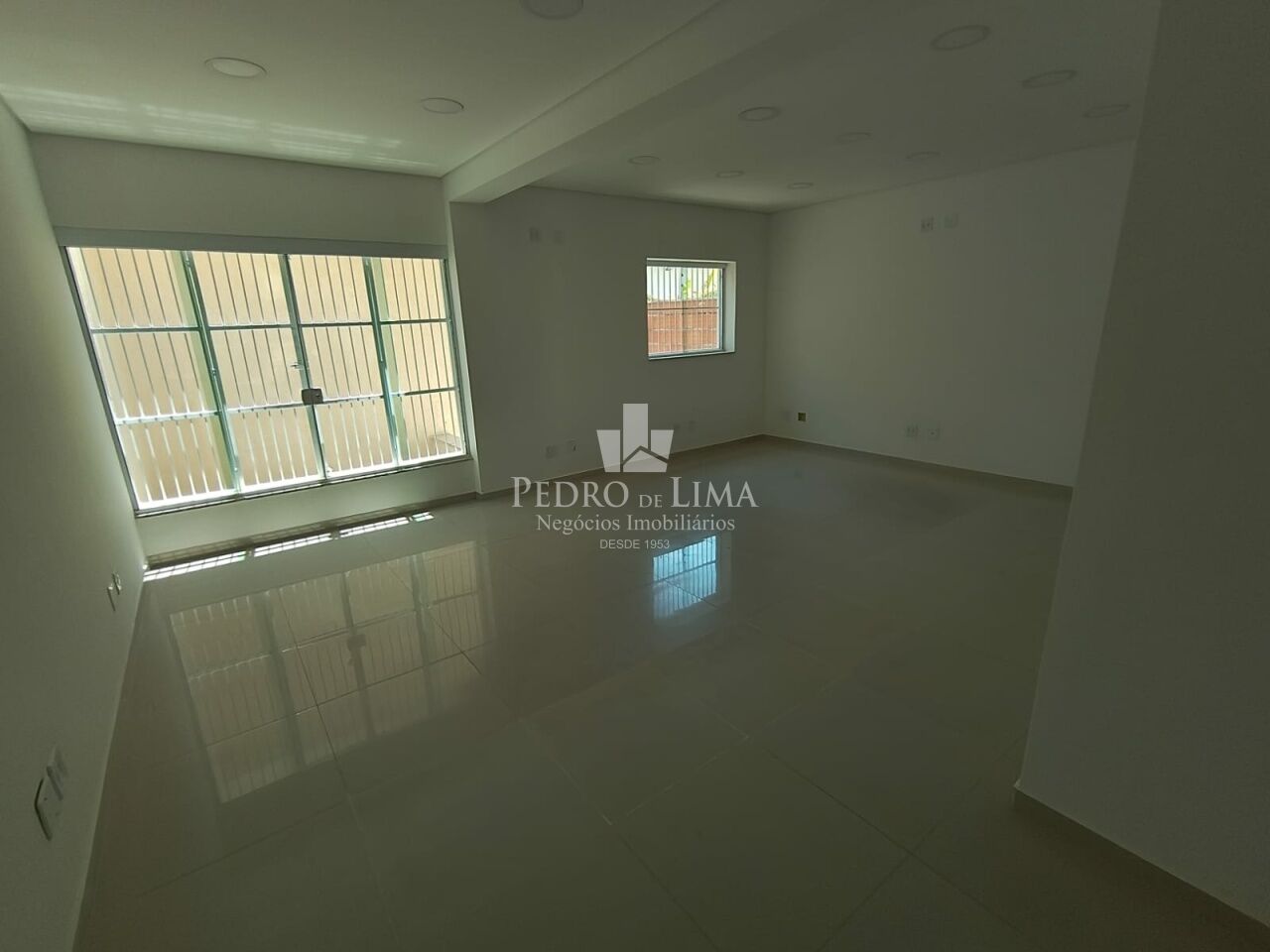 Sobrado Comercial de 225m² a 170 metros do metrô Tatuapé