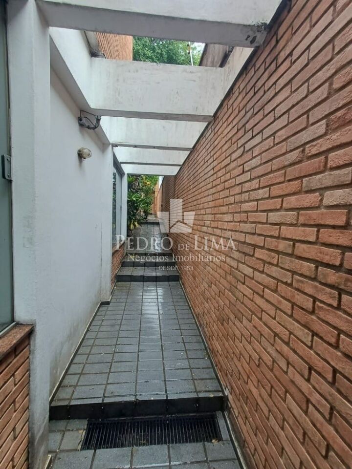 Sobrado 4 dormitorios 2 vagas na Mooca