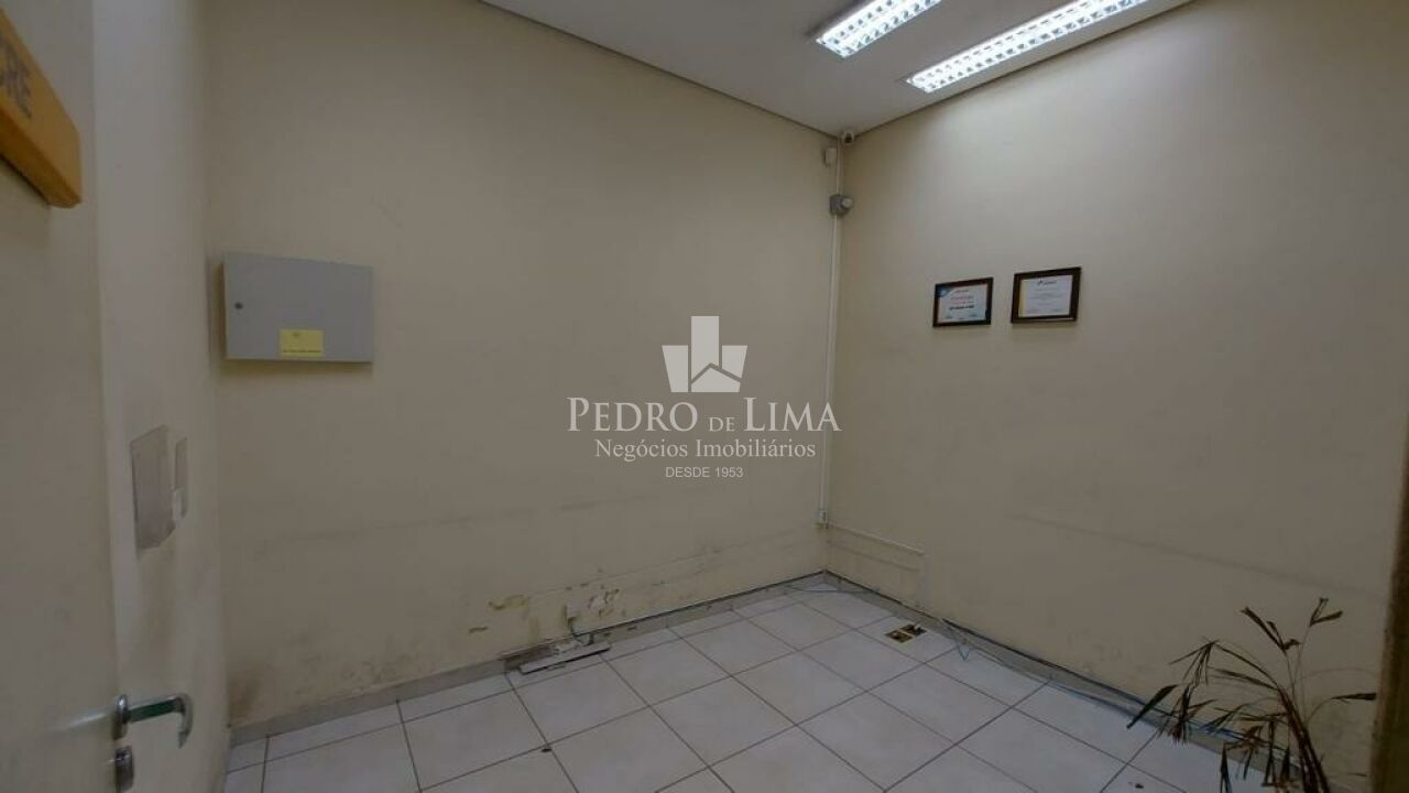 Salão Comercial e Moradia, 541m² na Vila Mariana.
