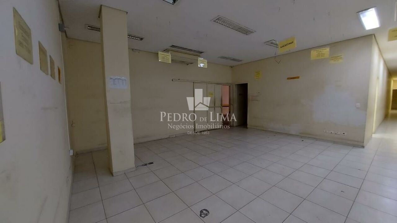 Salão Comercial e Moradia, 541m² na Vila Mariana.