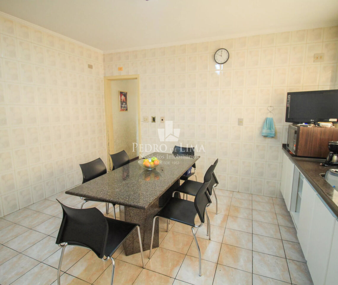 Sobrado 3 quartos, 6 vagas, 300m² , Moóca
