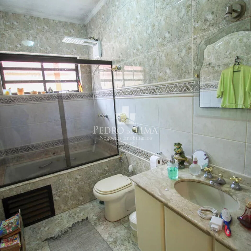 Sobrado 3 quartos, 6 vagas, 300m² , Moóca