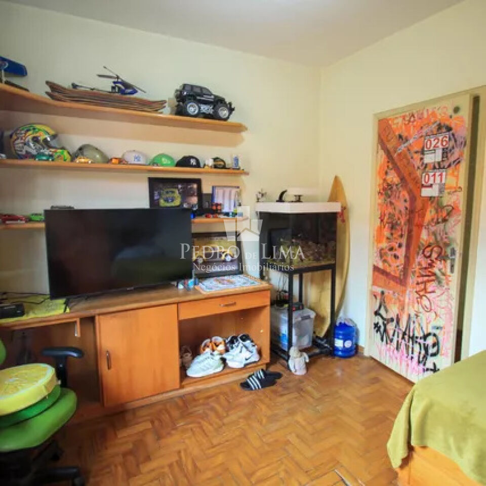 Sobrado 3 quartos, 6 vagas, 300m² , Moóca