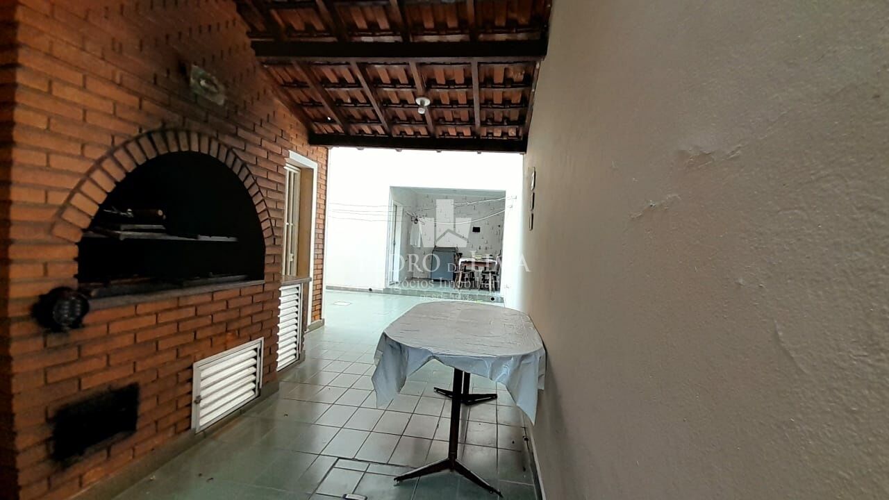 Sobrado Tatuapé perto Metrô Carrão - Locação e Venda