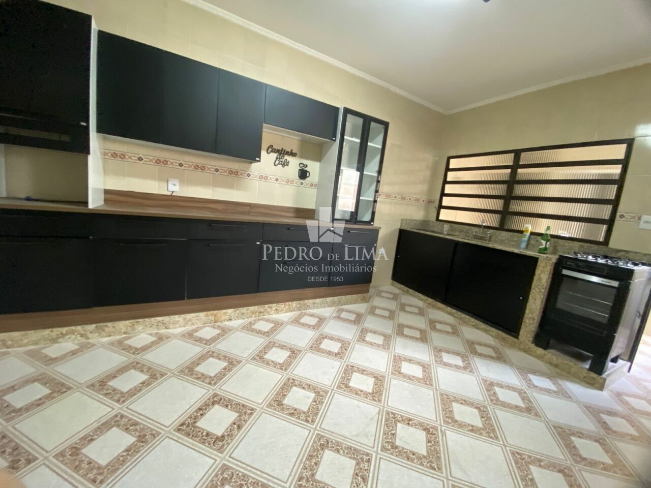 Sala Comercial no Belenzinho em frente ao Hospital Cema 125 mts 2 quartos lavanderia 2 banheiros