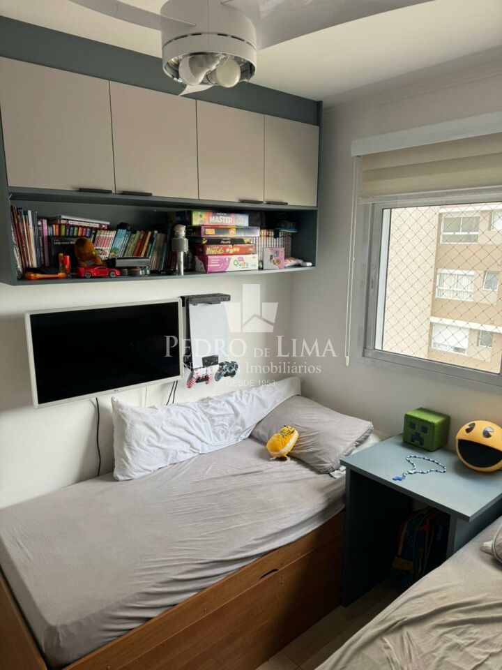 Apartamento com 2 suítes e 1 vaga com varanda gourmet no condomínio Universo Tatuapé 