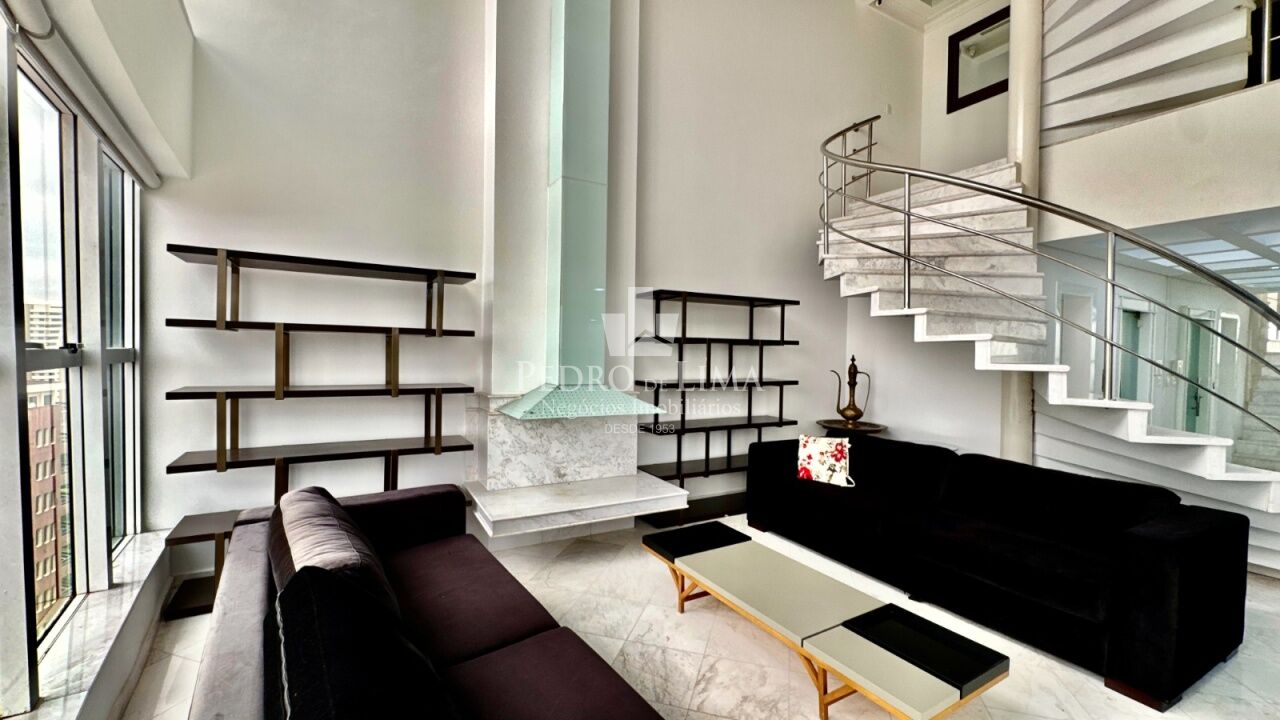 Cobertura triplex 480 mts com 4 suítes e 6 vagas na Vila Prudente.