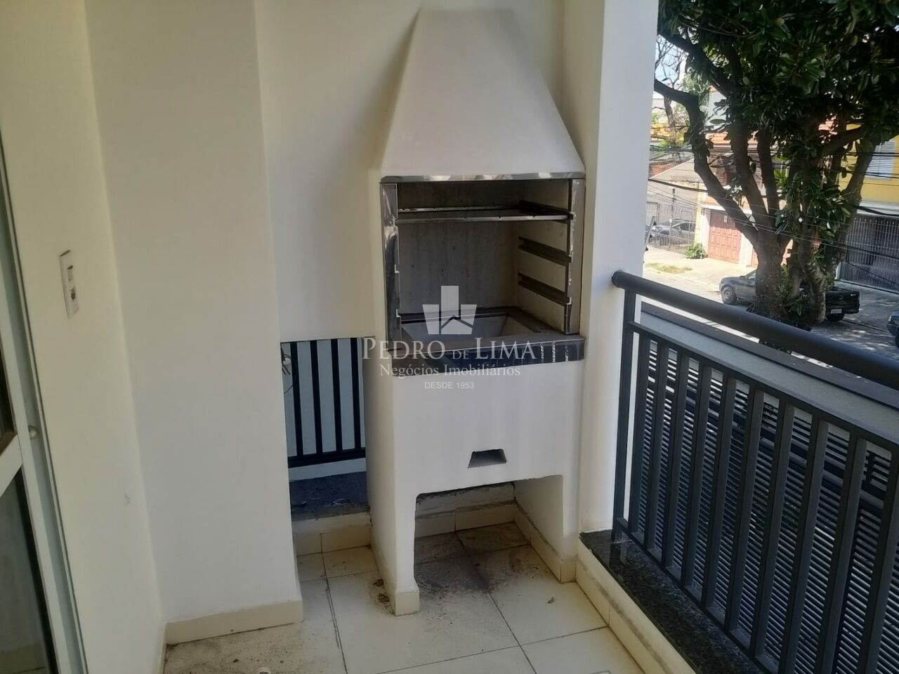 Apartamento 2 dormitórios, 1 vaga, sacada, 54,99m² no Tatuapé. Condomínio Murutinga