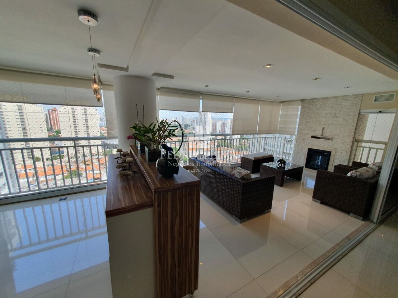 Apartamento no Tatuapé, alto padrão, "Porteira fechada", 171m2, 3 suítes e 3 vagas