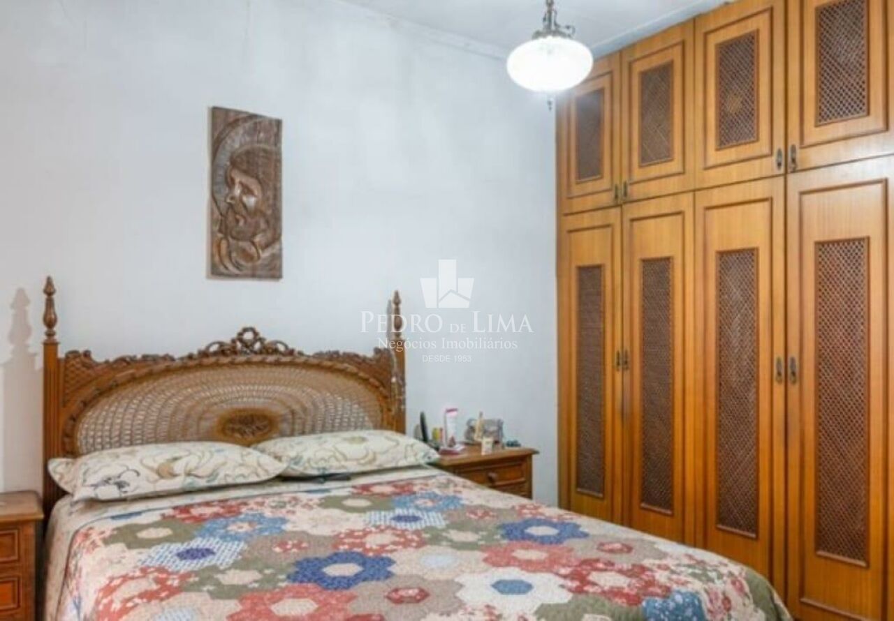 Casa térrea com muita luz natural e ambientes espaçosos