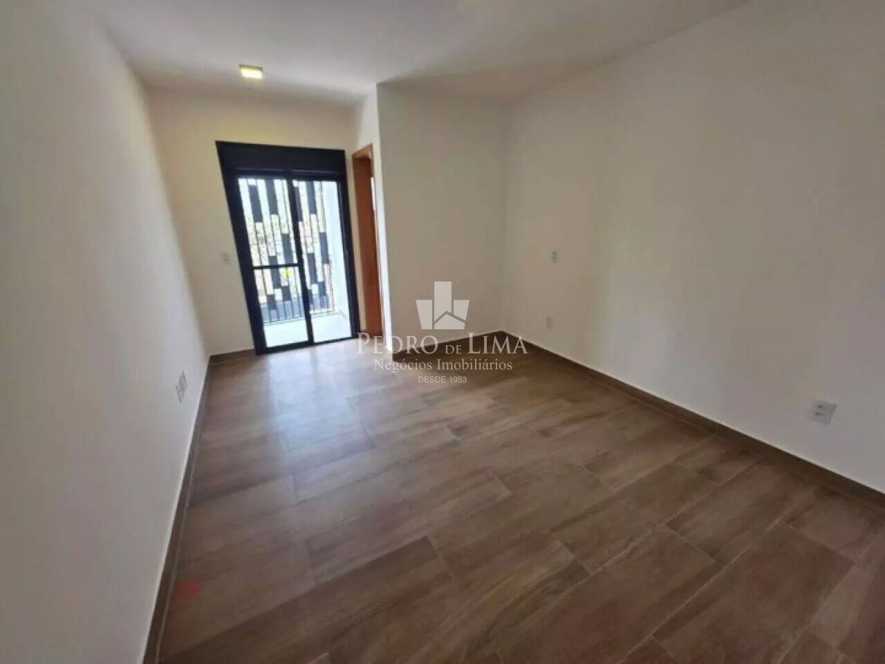 sobrado de alto pardão na Mooca, isolado,  4 dormitorios, sendo 2  suites, 3 vagas
