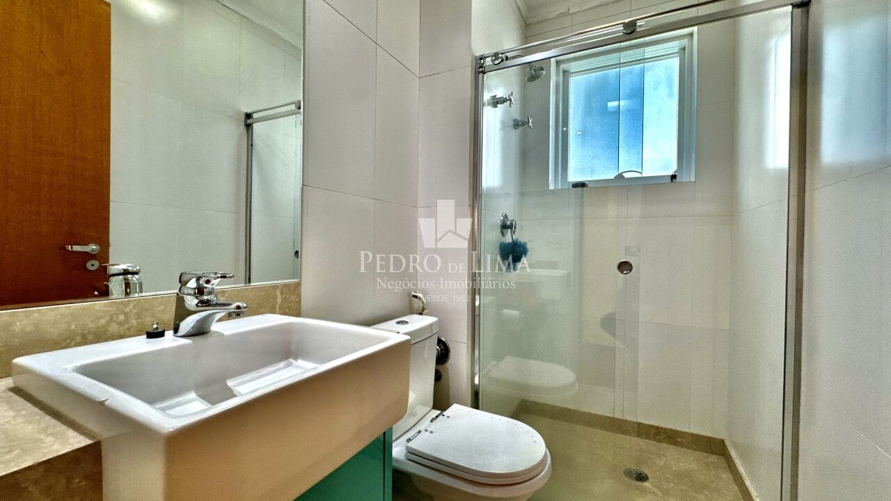 Apartamento 4 suítes, 5 vagas, Anália Franco.