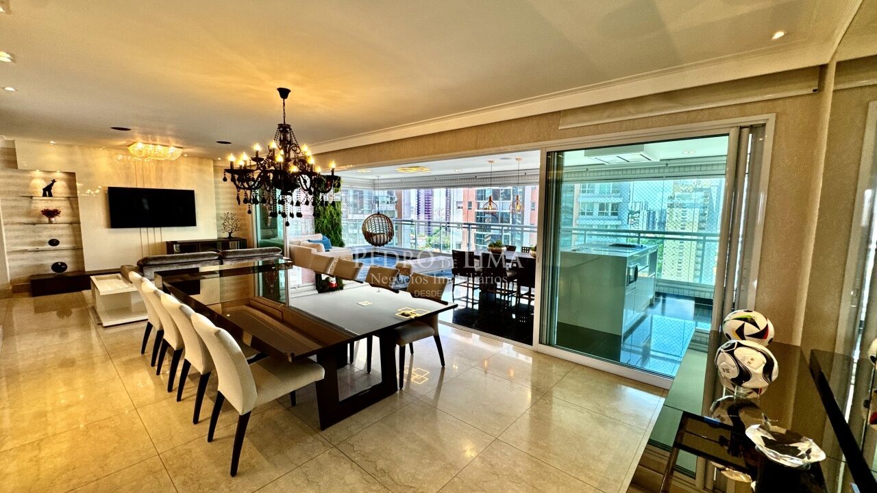 Apartamento 4 suítes, 5 vagas, Anália Franco.
