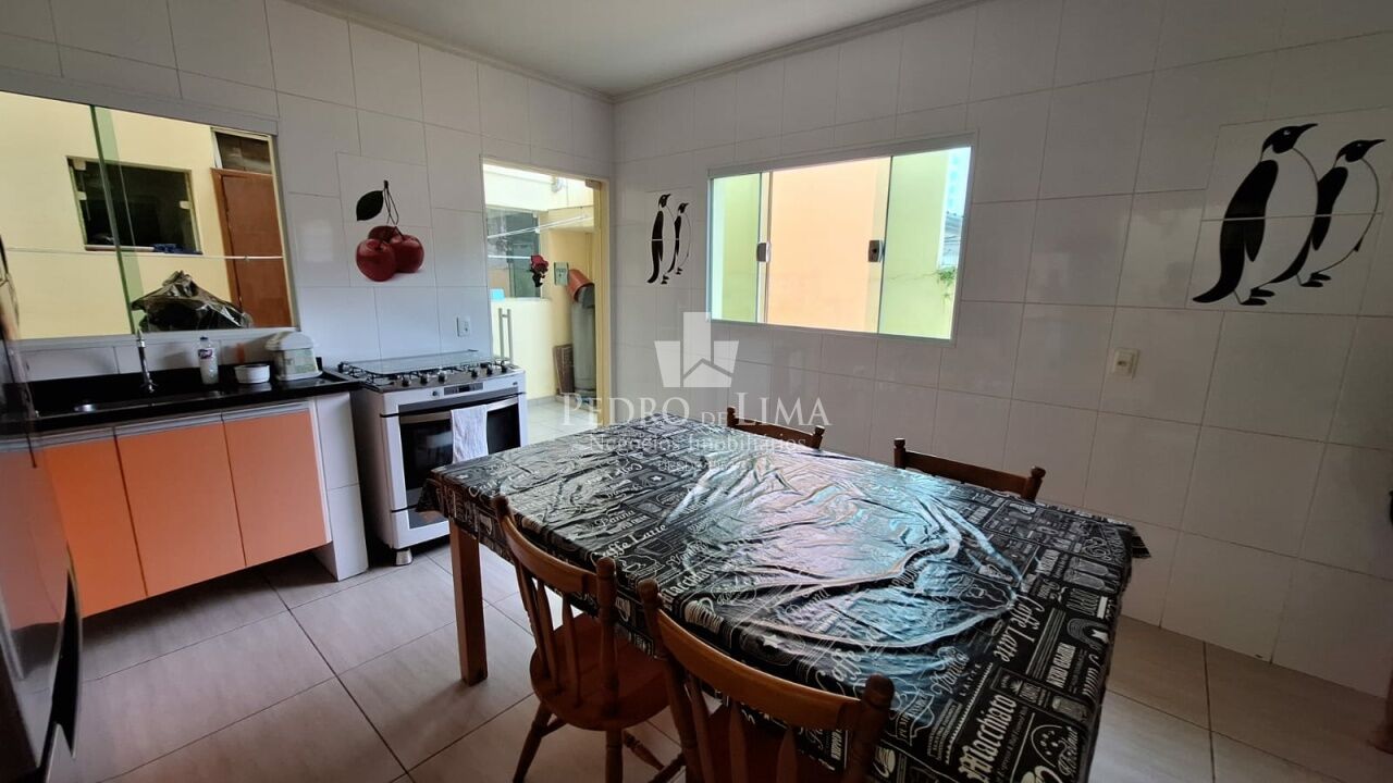 Sobrado 4 quartos , 3 vagas , 171 m² - V. Formosa