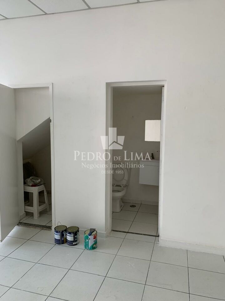 Salão Comercial 200m², 2 vagas, 2 banheiros, no Tatuapé.