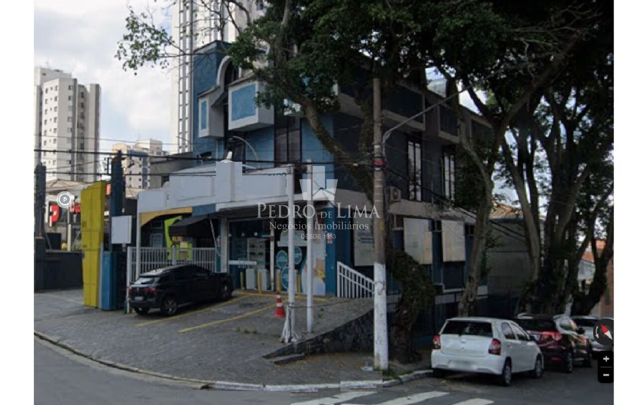 Salão de Esquina, 100m², recuo para 3 vagas, no Tatuapé;