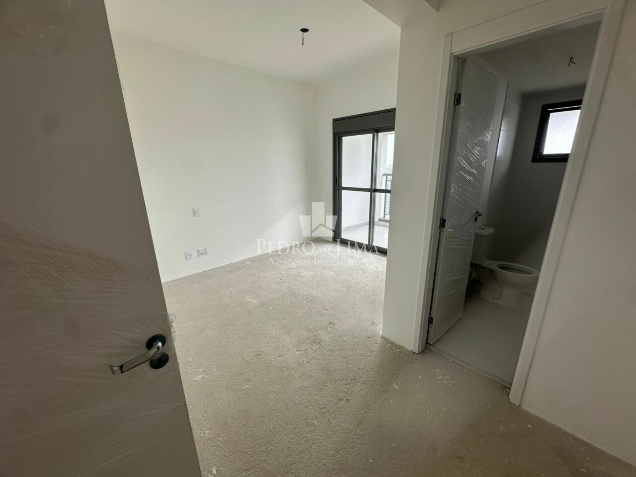 Apartamento tipo Cobertura, Parque Dialogo, 201m2, 3 suites, 2 vagas;