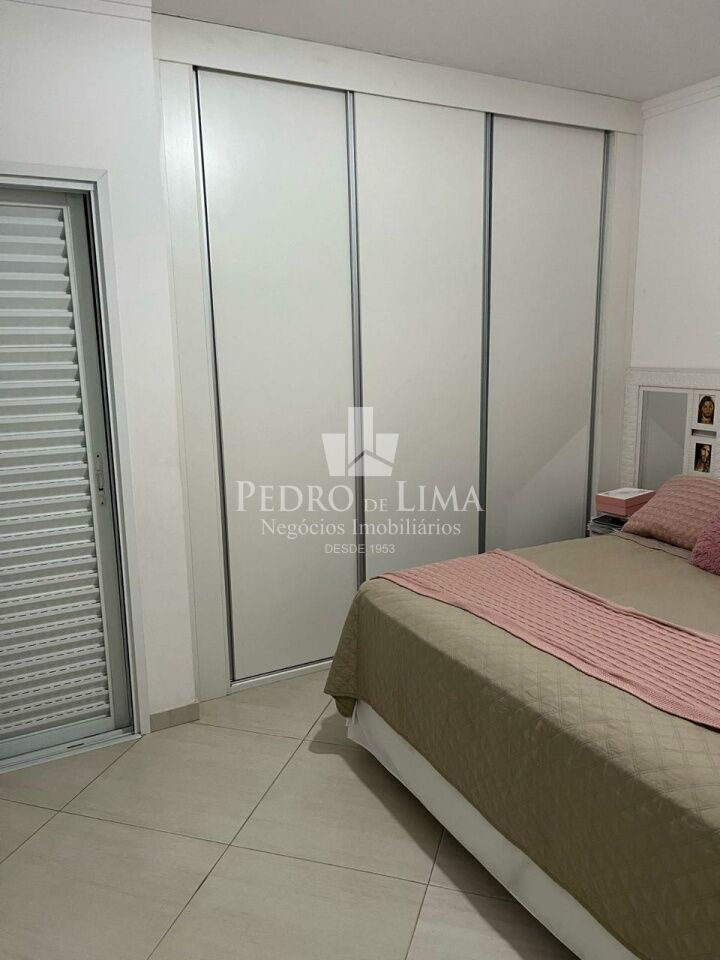 Sobrado em Condominio Fechado - 3 Quartos - 2 Vagas