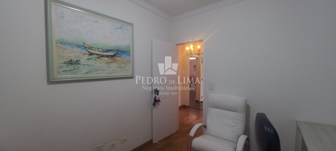Apartamento 3 quartos, 1 suíte, 2 vagas - Condomínio Edifício Del Belvedere - Água rasa