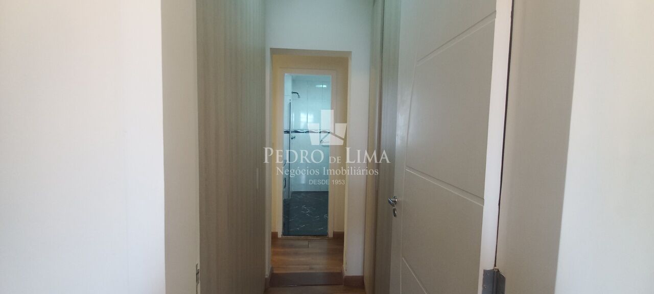 Apartamento 3 quartos, 1 suíte, 2 vagas - Condomínio Edifício Del Belvedere - Água rasa