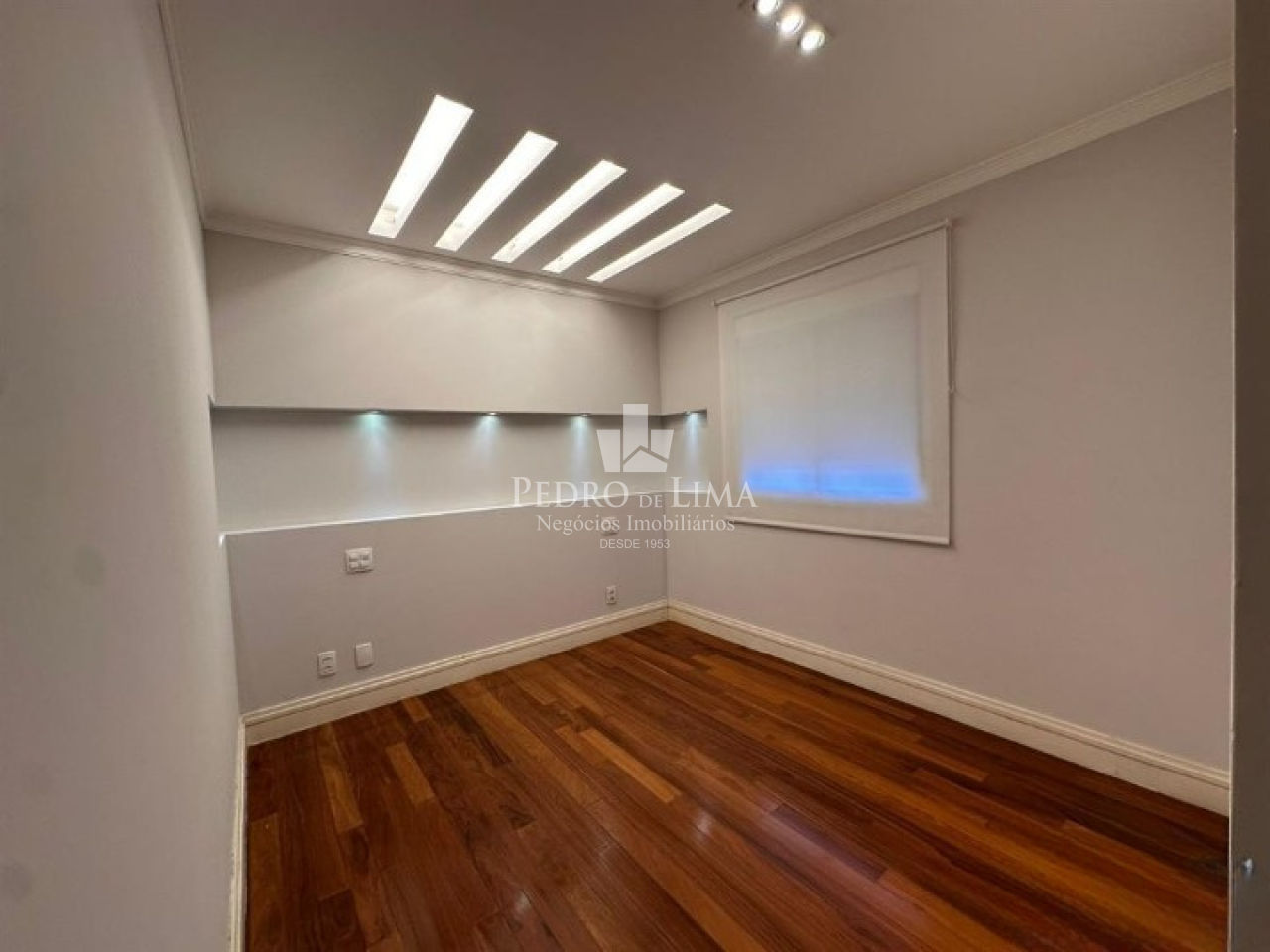 Apartamento com 3 dormitórios para alugar, 3 vagas, 230 m²  no Tatuapé