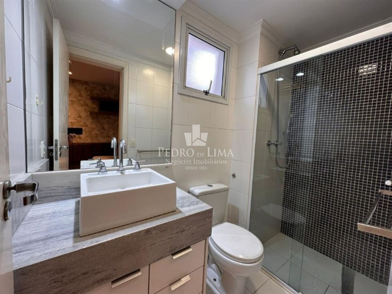 Apartamento com 3 dormitórios para alugar, 3 vagas, 230 m²  no Tatuapé