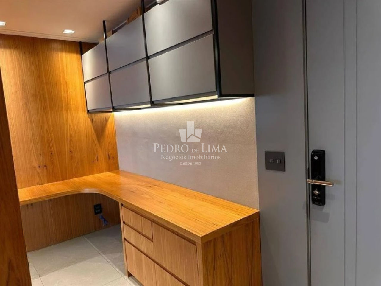 Apartamento com 3 dormitórios para alugar, 3 vagas, 230 m²  no Tatuapé