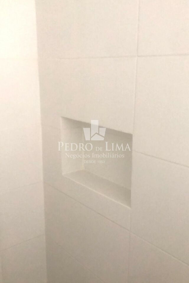 Siver Resort Apartamento 30 m²  1 quarto _  1 banheiro _ 1 vaga de garagem com deposito