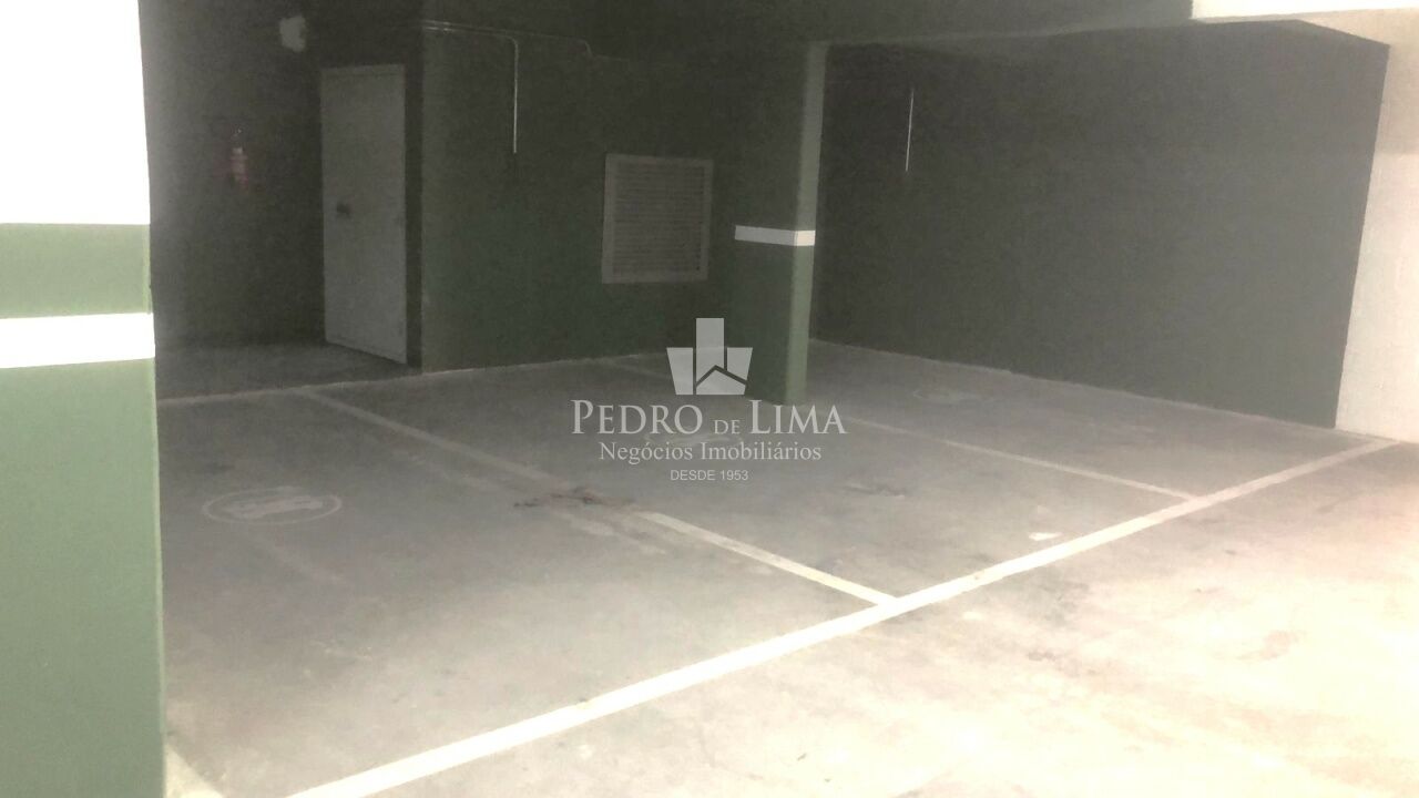 Siver Resort Apartamento 30 m²  1 quarto _  1 banheiro _ 1 vaga de garagem com deposito