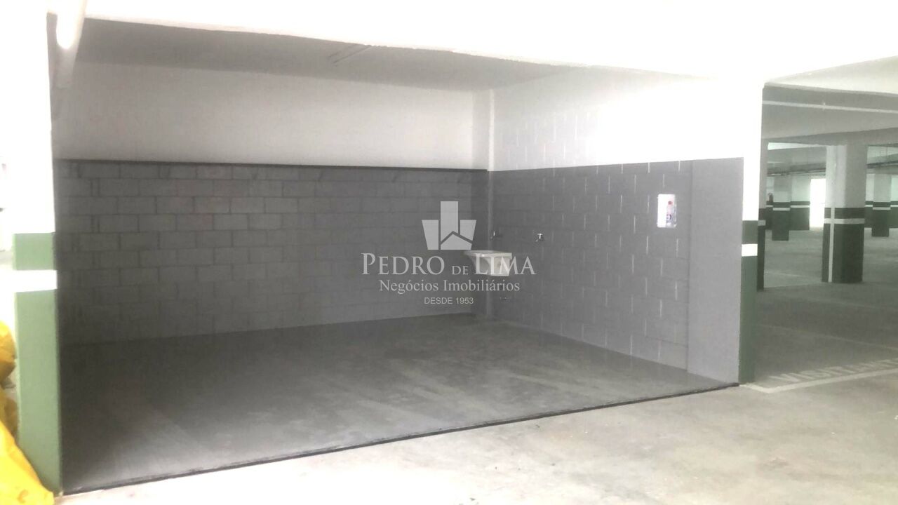 Siver Resort Apartamento 30 m²  1 quarto _  1 banheiro _ 1 vaga de garagem com deposito