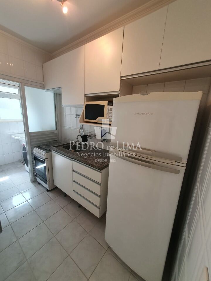 Apartamento no Tatuapé a poucas quadras do Metrô Carrão, 35m2, com 1 dormitório e 1 vaga de garagem.