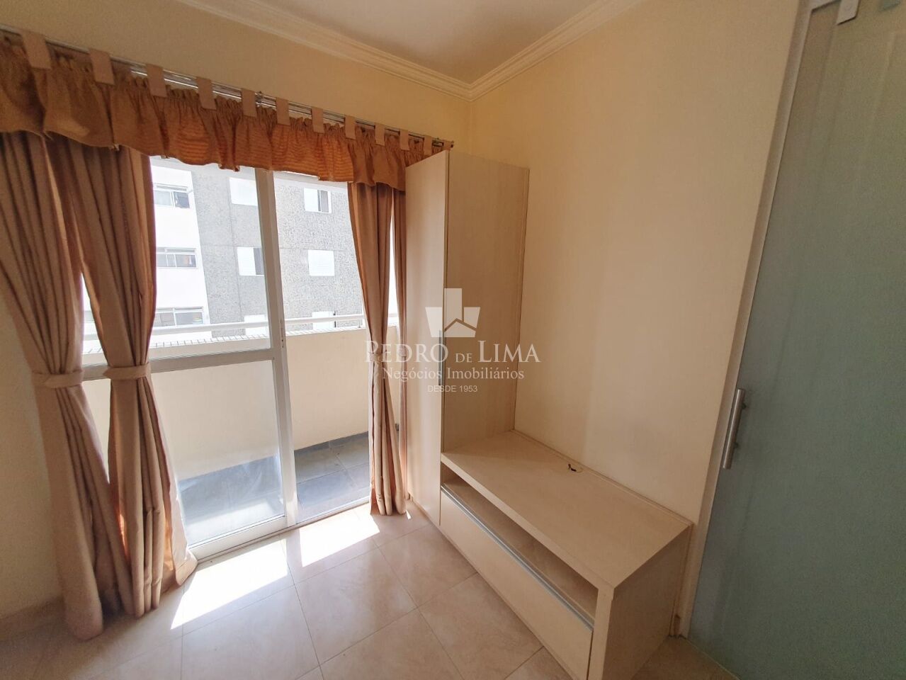 imagem do imovel Apartamento no Tatuapé a poucas quadras do Metrô Carrão, 35m2, com 1 dormitório e 1 vaga de garagem. ref: TP29941