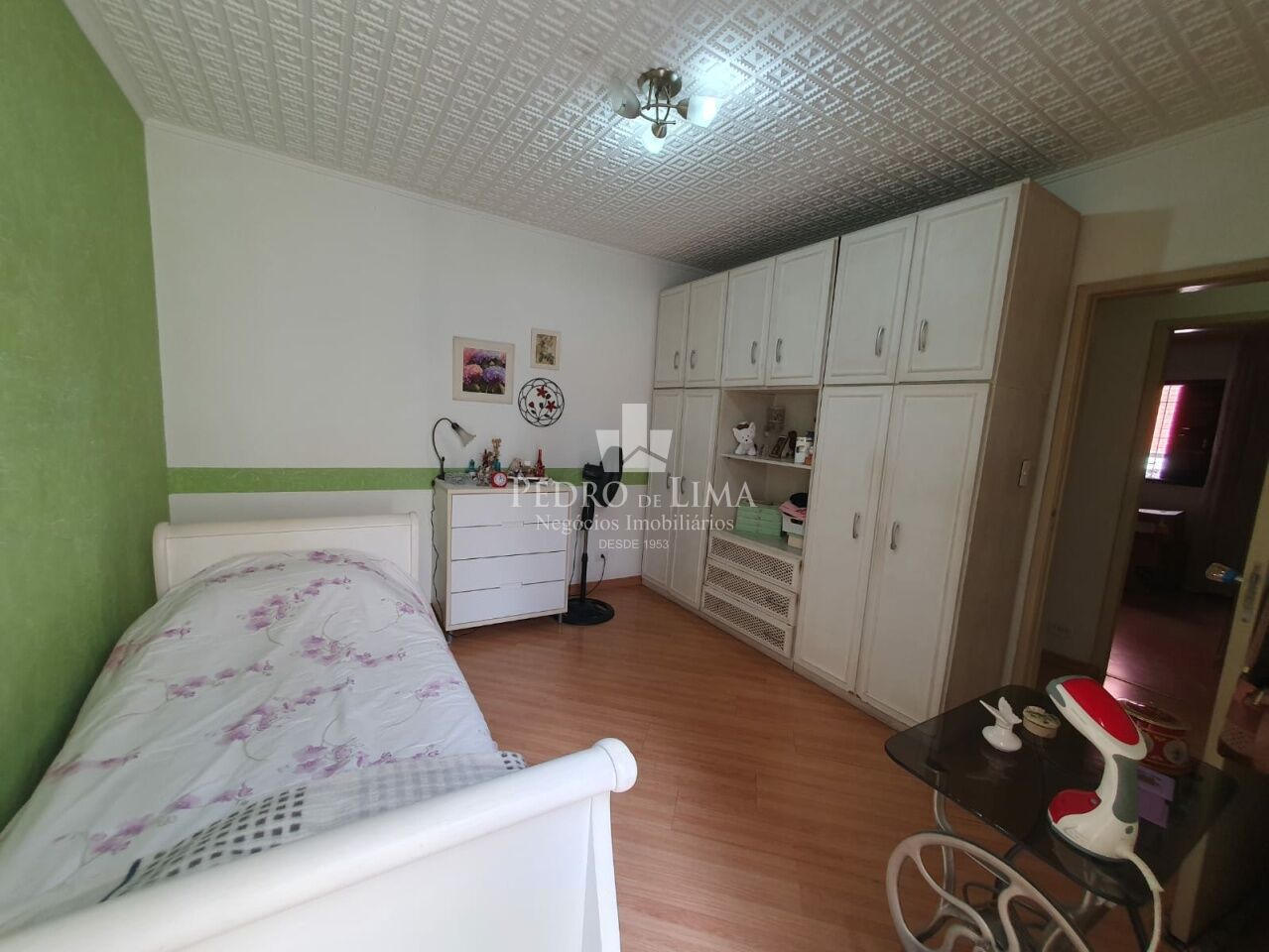 Casa térrea no Tatuapé, para fins comerciais ou residenciais, 414m2 de área construída 